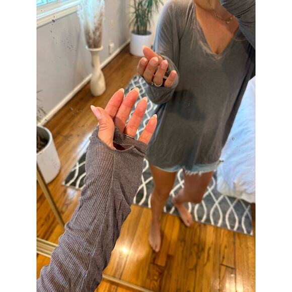 Feet The Piece Terre Jacobs Blouse XS/S - Picture 5 of 6